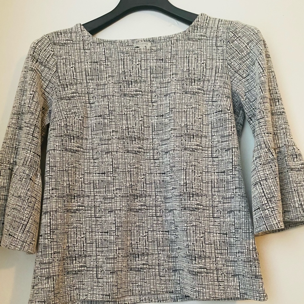 Lovely Talbots blouse - Picture 2 of 3